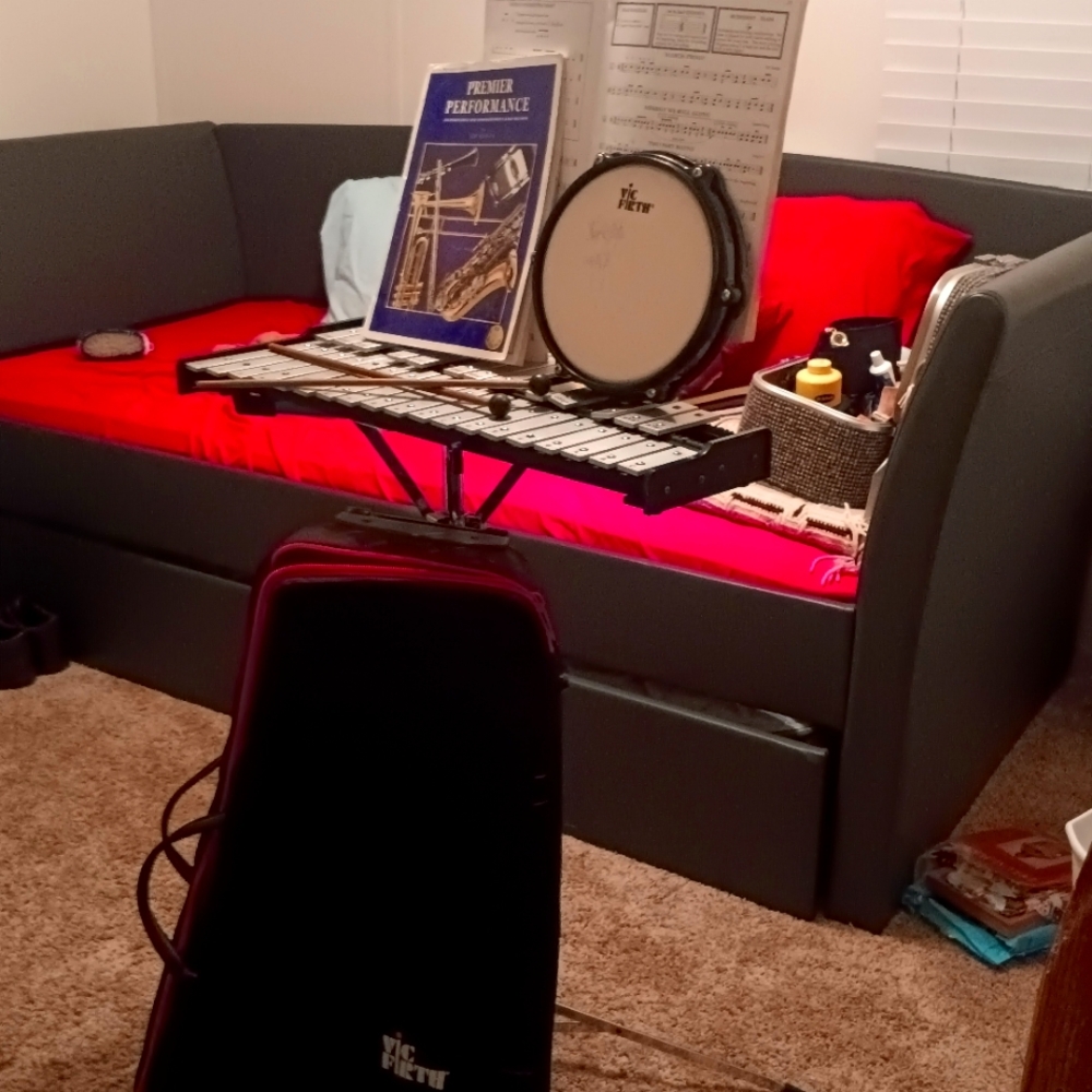 Xylophone (used) VIC FIRTH